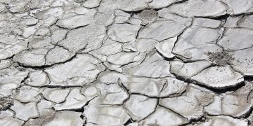Earth’s Battle: Global Warming vs Climate Change – Who Will Prevail?